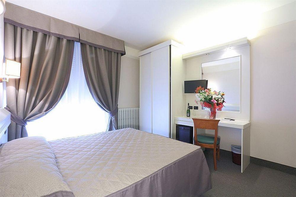 Monna Clara Hotel Florence Exterior photo