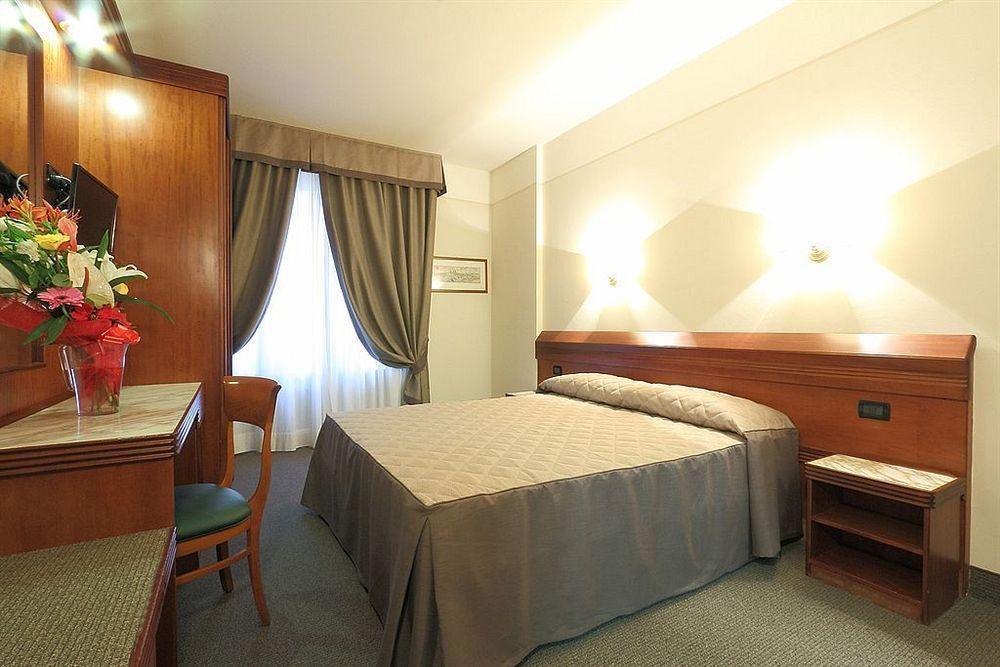 Monna Clara Hotel Florence Exterior photo