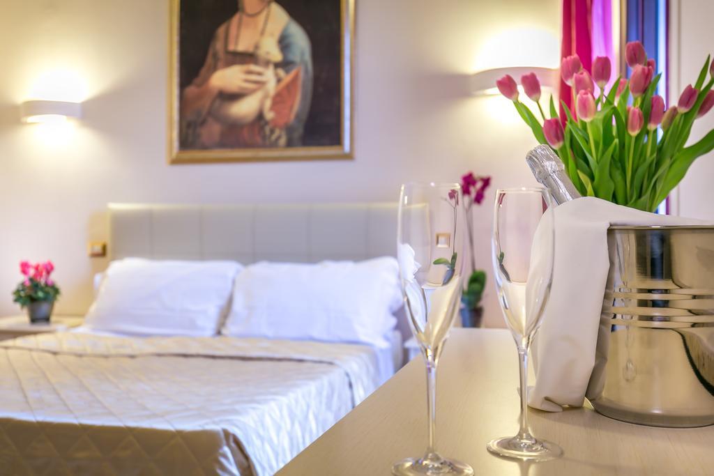 Monna Clara Hotel Florence Exterior photo