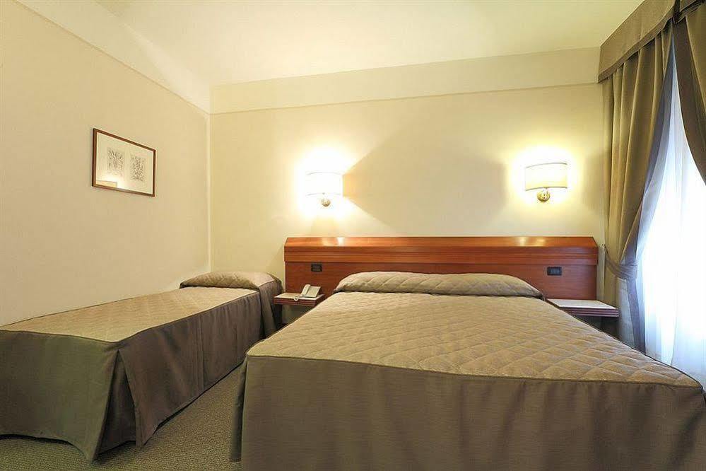Monna Clara Hotel Florence Exterior photo
